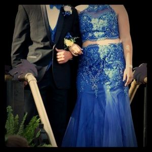 Breath Taking Gorgeous Two Piece Prom Dress!